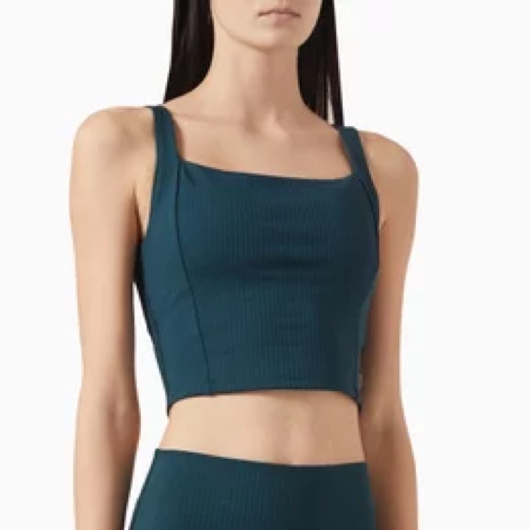 Vuori Inversion Rib Support Tank - Picture 1 of 6